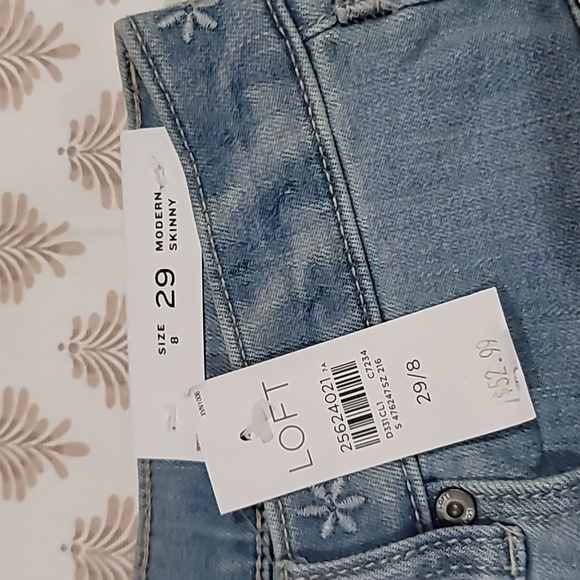 NWT- Loft jeans - Picture 3 of 6